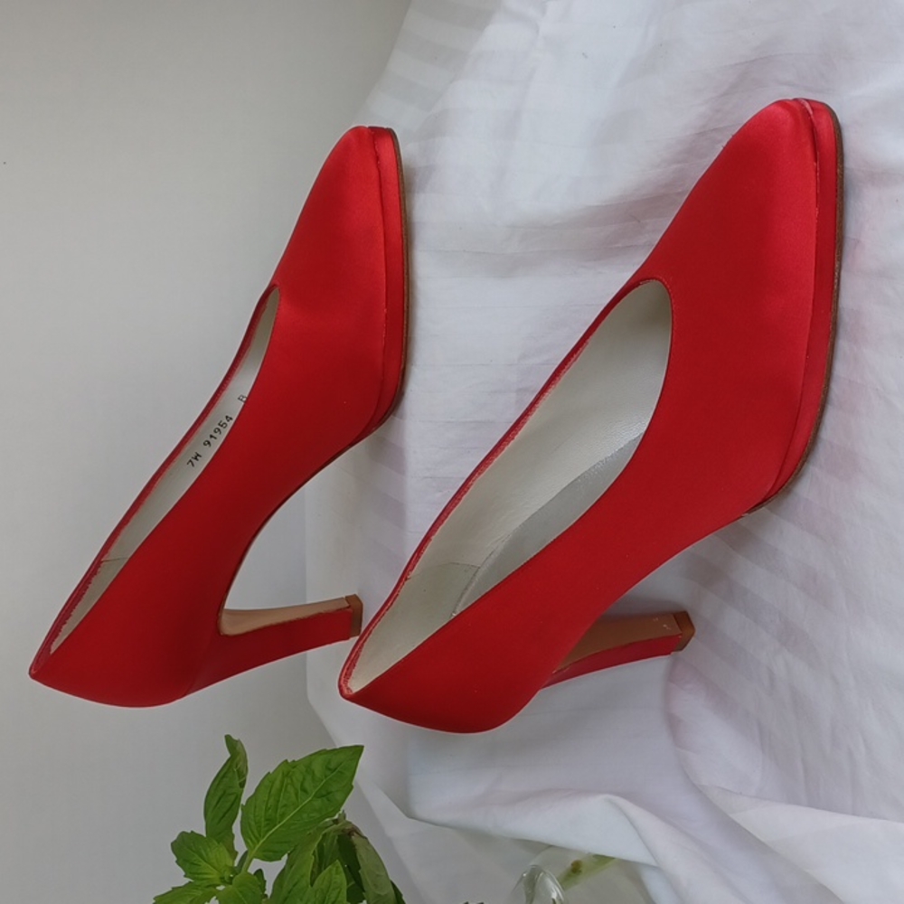 Elegant Red Women's Heels